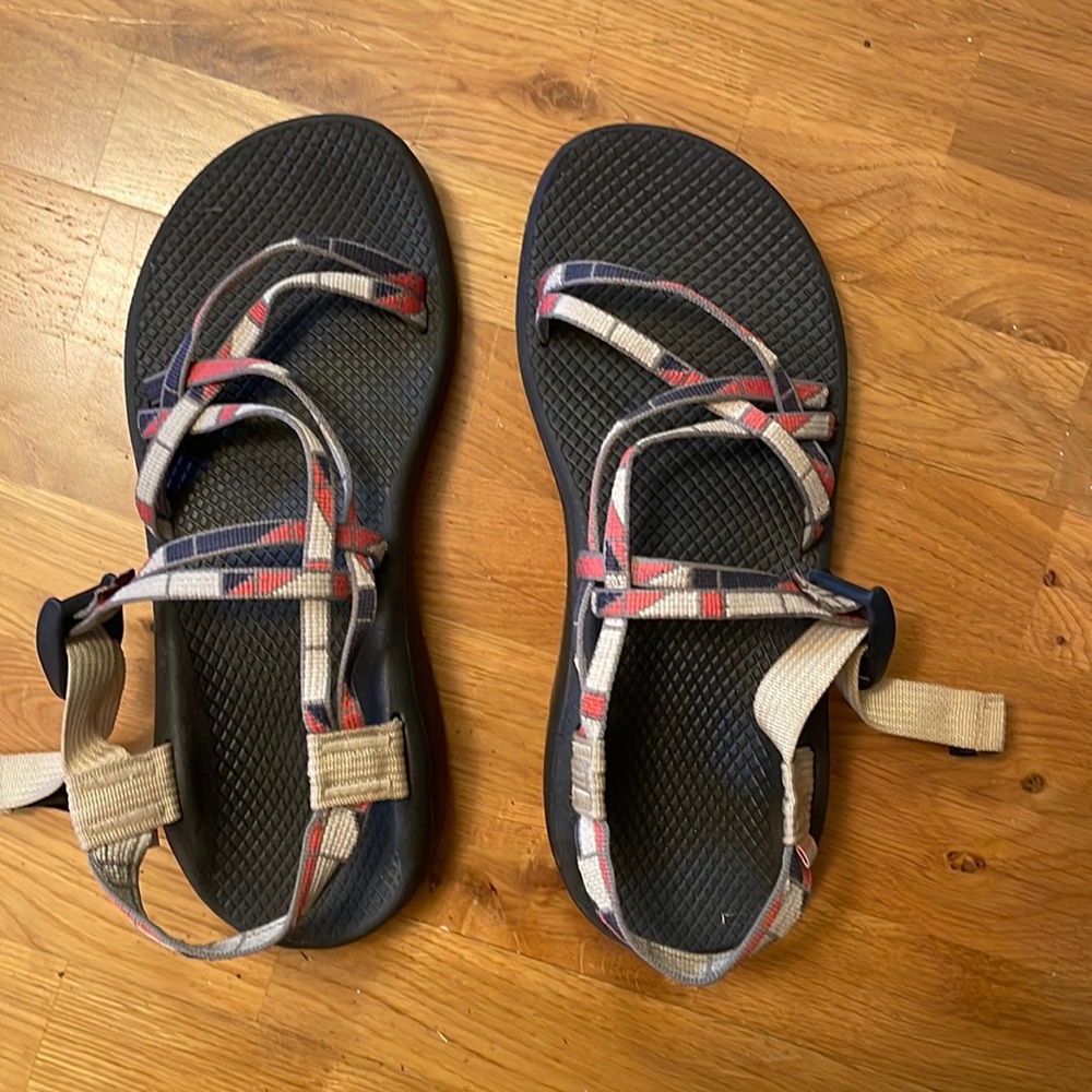 Chaco sandals for women - EUC